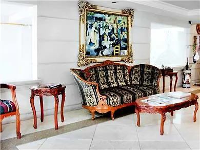L'heritage Aristoteles 140 By Bluebay